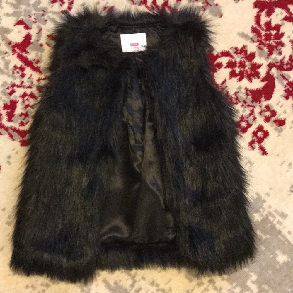 Faux fur vest